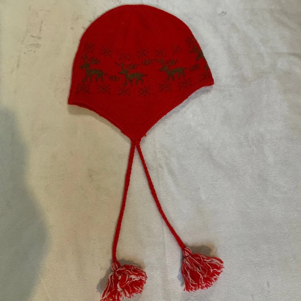 Land’s End Red Reindeer Knit Hat Winter Cold Weather Holiday Outdoors Preppy